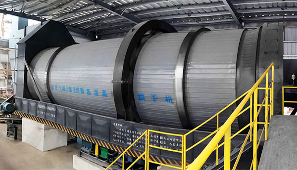 安徽含銅污泥烘干設備現(xiàn)場圖 安徽含銅污泥烘干設備現(xiàn)場圖